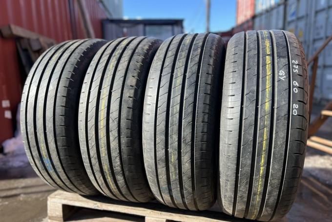 Goodyear EfficientGrip 2 SUV 275/60 R20