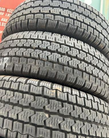 Continental VancoFourSeason 2 205/75 R16C