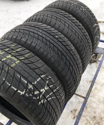 Bridgestone Blizzak LM-001 225/50 R17