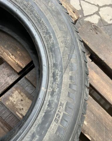 Michelin Latitude X-Ice 2 225/65 R17