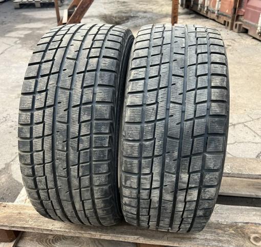 Yokohama Ice Guard IG30 235/45 R17