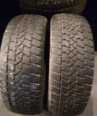 Arctic Claw Winter TXI 225/60 R16