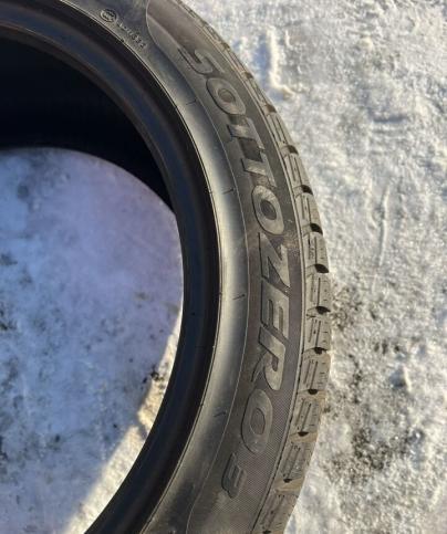 Pirelli Winter Sottozero 3 245/45 R19 102V