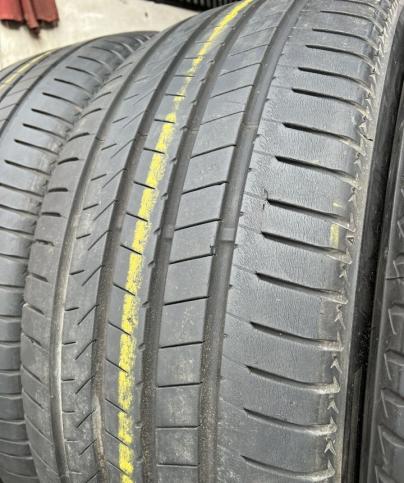 Bridgestone Alenza 001 285/45 R22