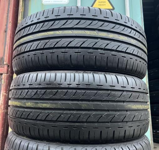 Bridgestone Sneaker SNK2 225/50 R16