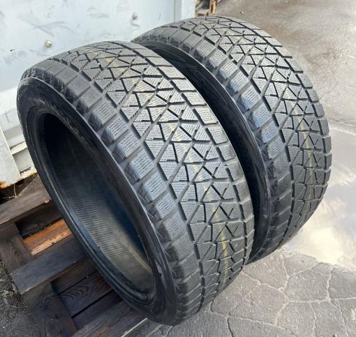 Bridgestone Blizzak DM-V2 285/45 R22