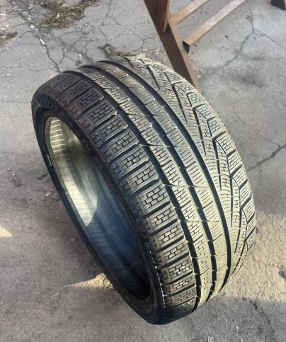 Pirelli Winter Sottozero 240 Serie II 235/35 R19