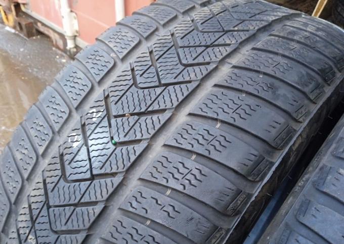 Pirelli Scorpion Winter 275/45 R20