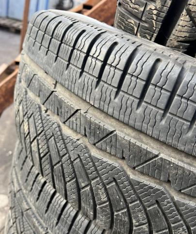 Michelin Pilot Alpin 4 225/45 R18