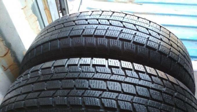 Dunlop DSX 215/60 R16