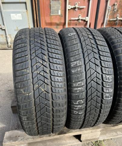 Pirelli Winter Sottozero 3 245/45 R18