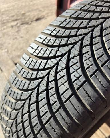 Goodyear Vector 4Seasons Gen-3 205/60 R16