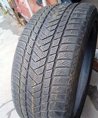 Pirelli Scorpion Winter 285/40 R22