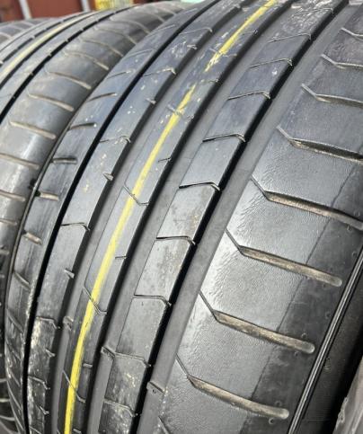 Pirelli P Zero PZ4 275/40 R21