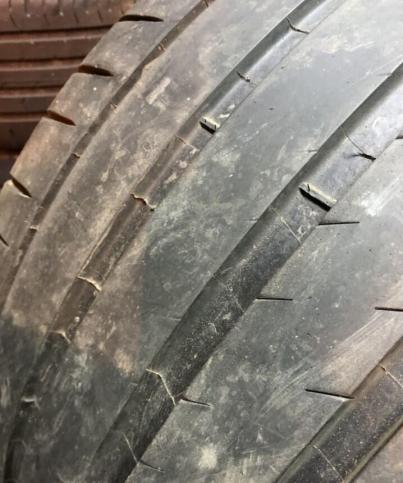 Michelin Pilot Sport 4 315/30 R21