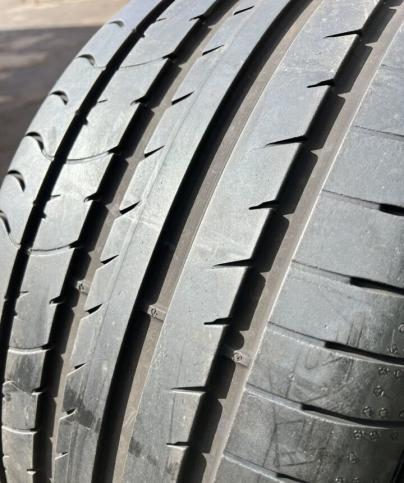 Sava Intensa UHP 2 255/35 R19