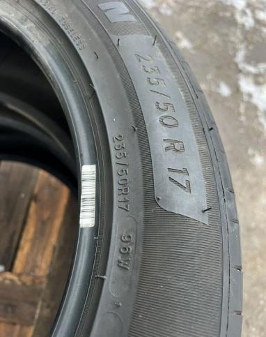 Michelin Primacy 4 235/50 R17