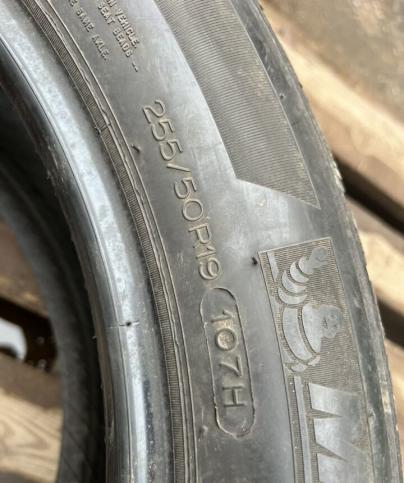 Michelin Latitude Alpin 255/50 R19