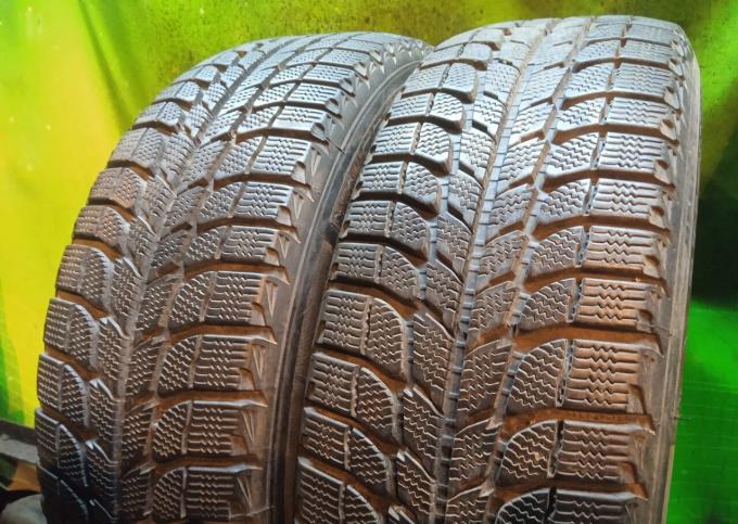 Michelin X-Ice 215/60 R17