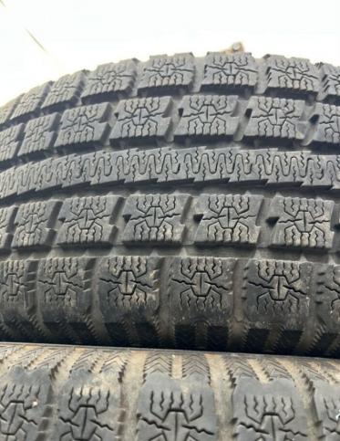 Toyo Garit G4 215/60 R16