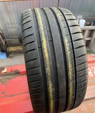 Michelin Pilot Sport 4 235/40 R18