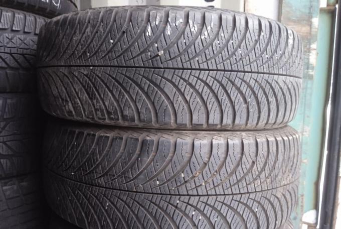 Goodyear Vector 4Seasons Gen-2 195/55 R16