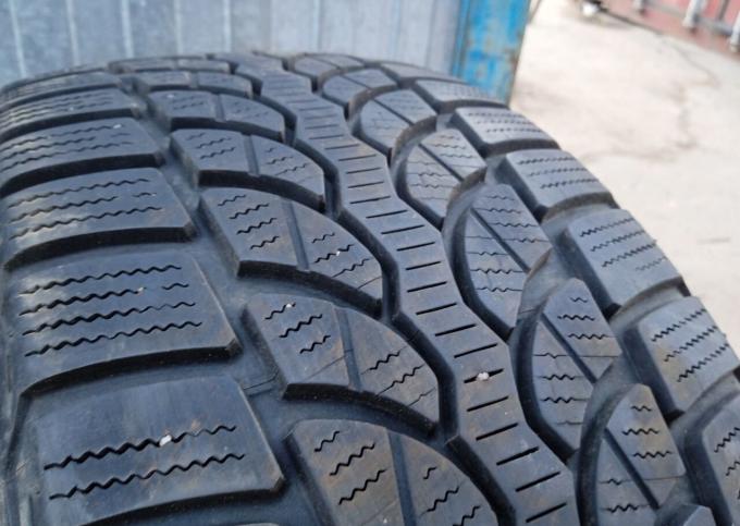 Bridgestone Blizzak LM-32 195/50 R16