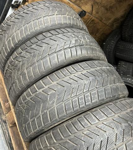 Vredestein Wintrac Xtreme S 225/45 R19