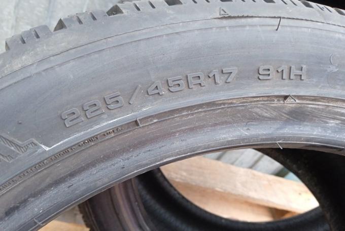 Dunlop Winter Sport 5 225/45 R17