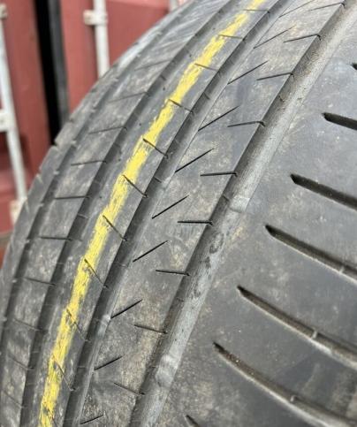 Bridgestone Alenza 001 285/50 R20