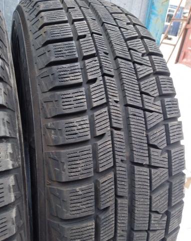 Yokohama Ice Guard IG50+ 215/65 R16