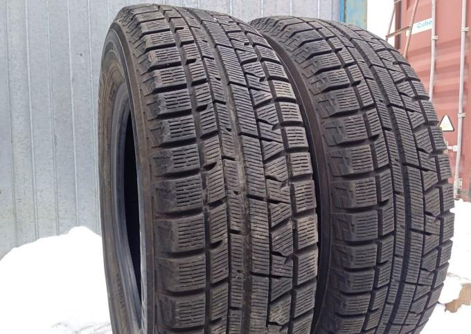 Yokohama Ice Guard IG50+ 215/65 R16