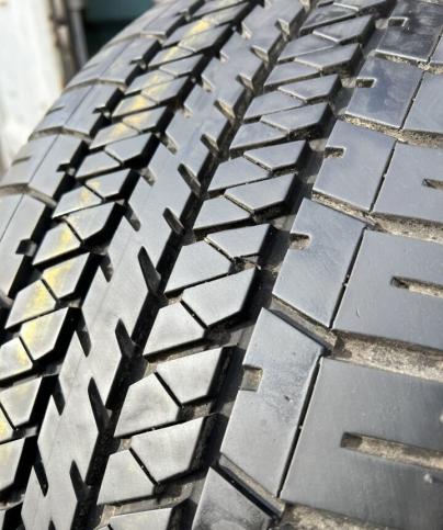 Bridgestone Dueler H/T 684II 275/50 R22