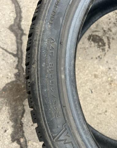 Dunlop Winter Sport 5 245/40 R18