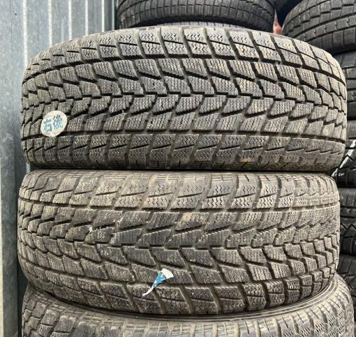 Toyo Winter Tranpath SU-4 235/60 R16