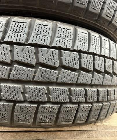 Dunlop Winter Maxx WM01 215/50 R17