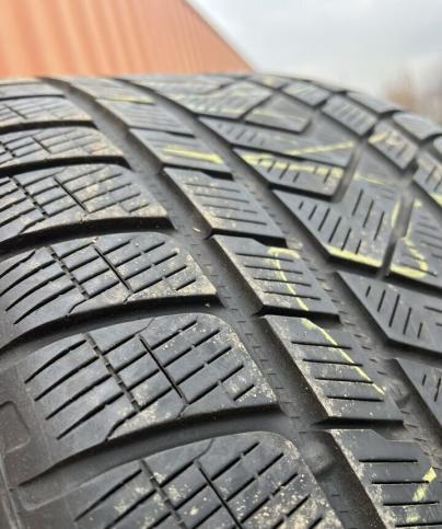 Pirelli Scorpion Winter 315/40 R21