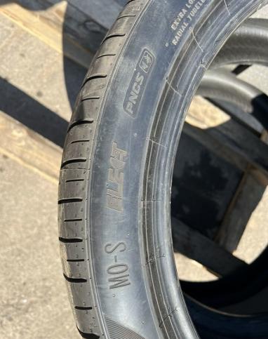 Pirelli P Zero PZ4 265/40 R21