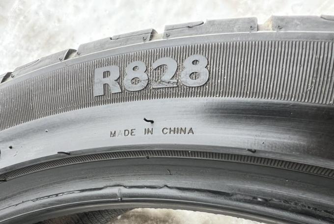 Goldway R828 295/35 R21