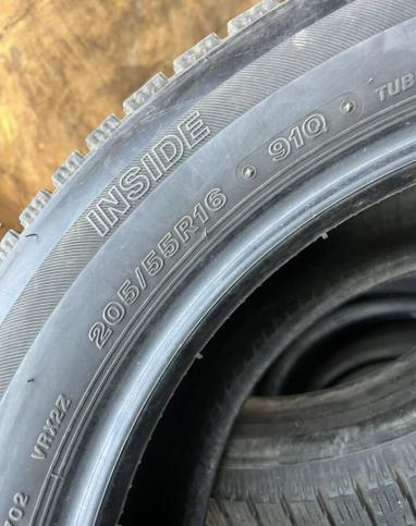 Bridgestone Blizzak VRX2 205/55 R16