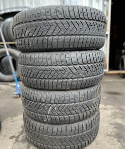 Pirelli Winter Sottozero 3 255/45 R19