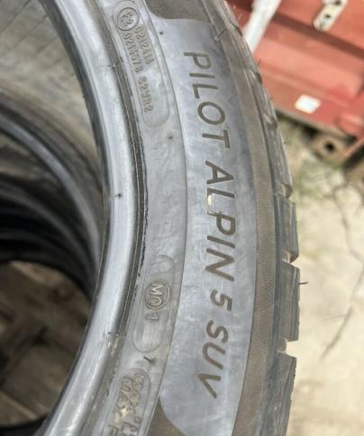 Michelin Pilot Alpin 5 SUV 295/40 R20