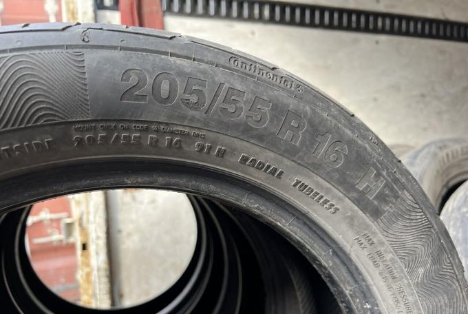 Continental ContiPremiumContact 5 205/55 R16