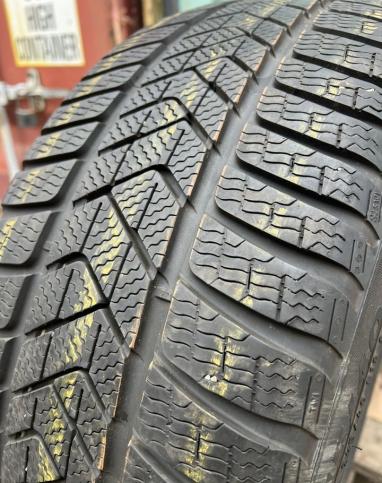 Pirelli Winter Sottozero 3 245/40 R19