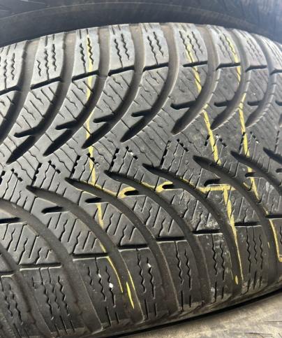 Michelin Alpin 4 215/55 R16