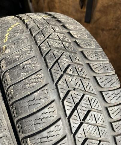 Pirelli Winter Sottozero 3 225/50 R17