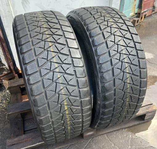 Bridgestone Blizzak DM-V2 285/45 R22