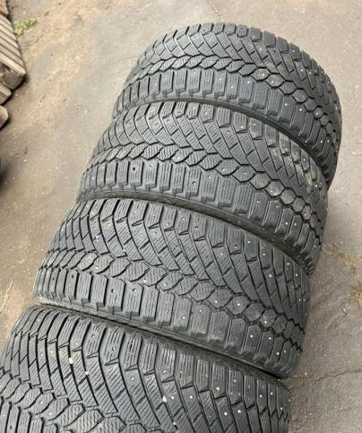 Gislaved Nord Frost 200 225/50 R17