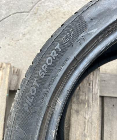 Michelin Pilot Sport EV Acoustic 255/40 R20