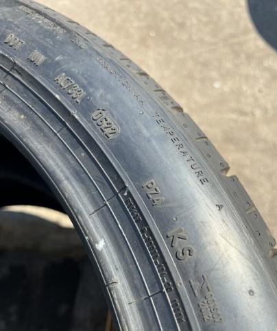 Pirelli P Zero PZ4 265/40 R21